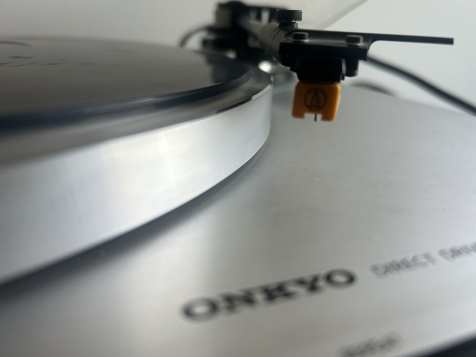 Gramofon Onkyo CP-1130F Polecam
