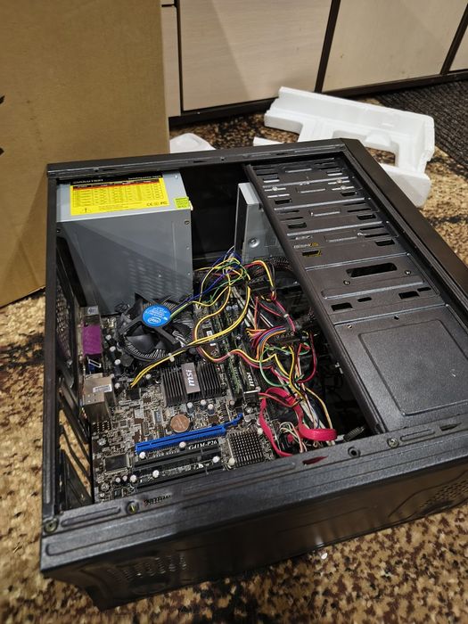 Системный блок. Не дорого. Или на запчасти