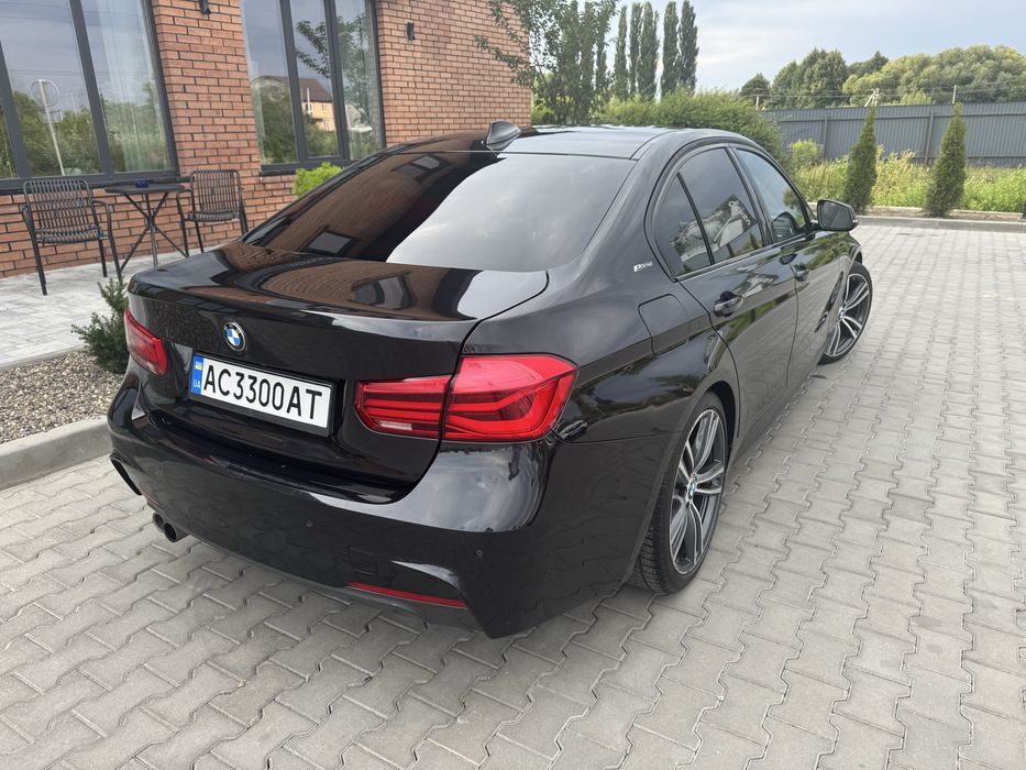 BMW F30 330e  m-paket Hybrid 2016 europa
