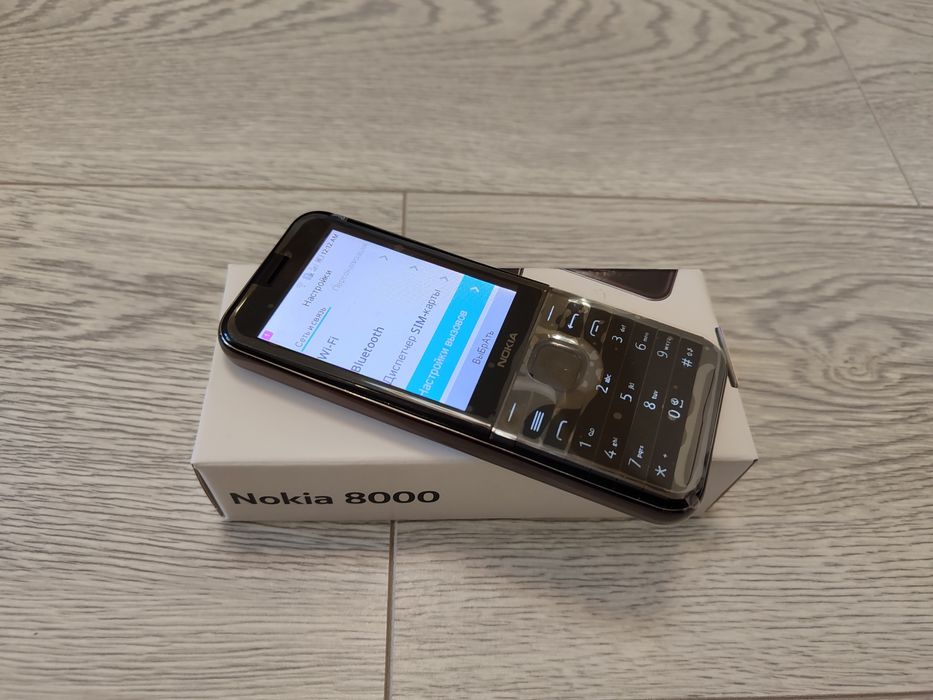 Мобильный телефон Nokia 8000 Black, blue