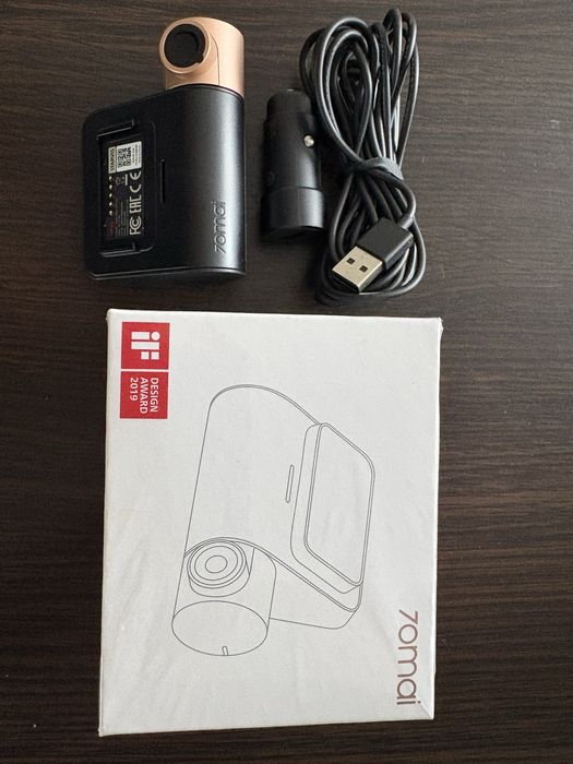 Продам видеорегистратор . Как новый не пользовался ни кто .