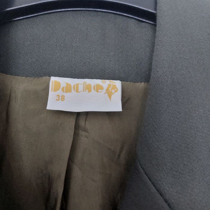 Fato de senhora  em tom de verde azeitona