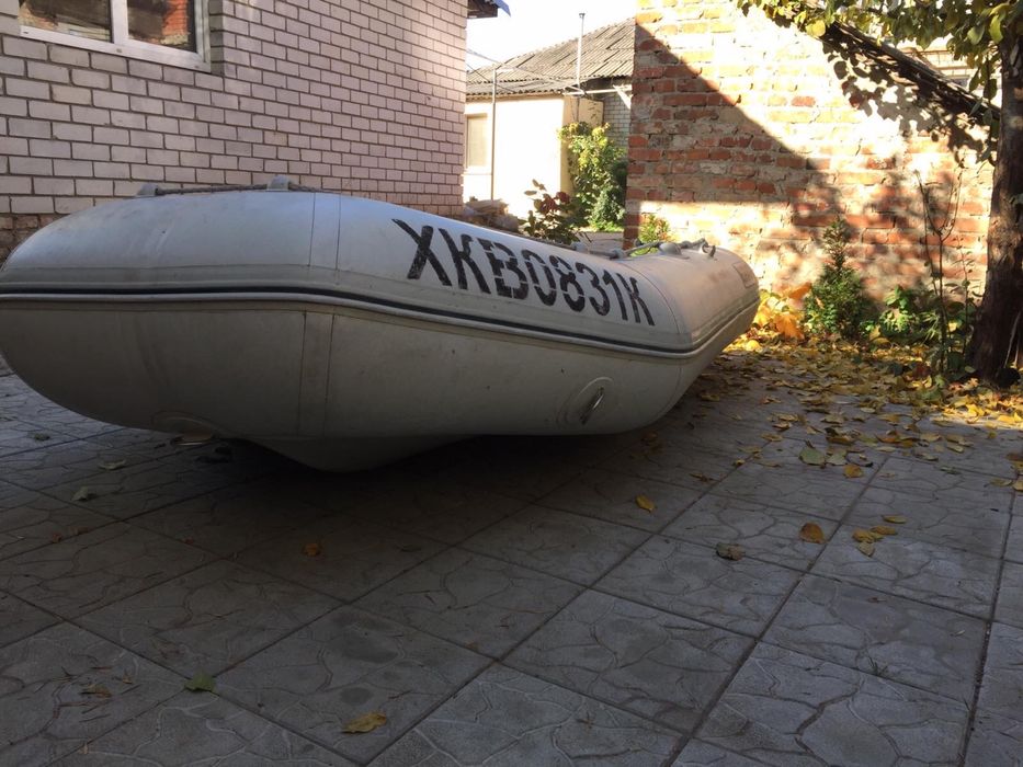 Лодка 4х местная