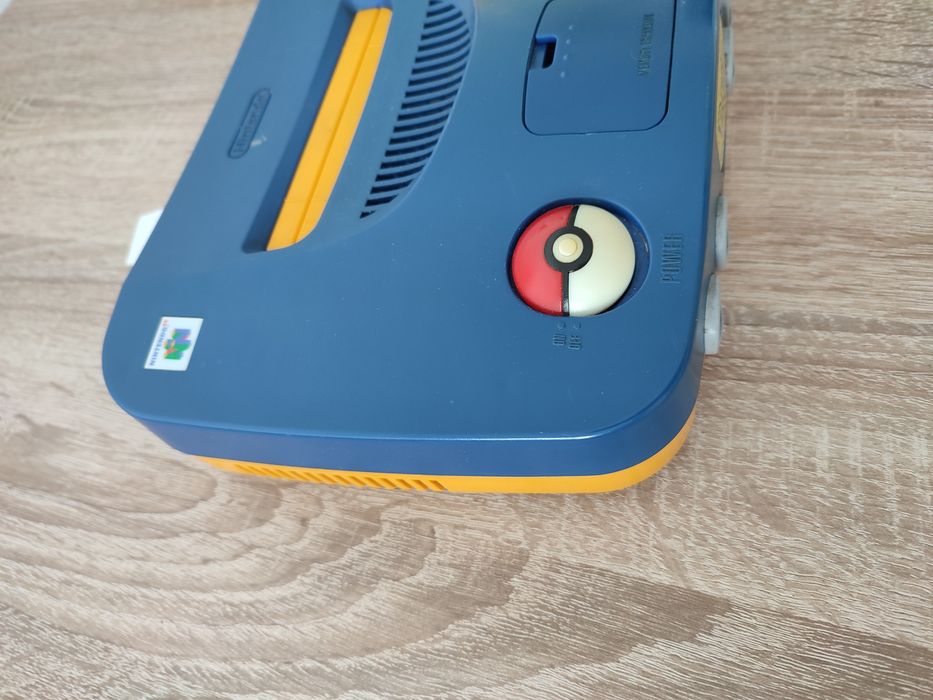 Nintendo 64 Pikachu Oryginalna konsola