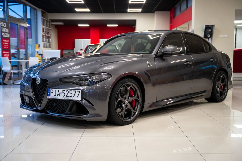 Alfa Romeo Giulia Giulia QV, CERAMIKA, ACC, nagłośnienie HELIX + JL + BLAM