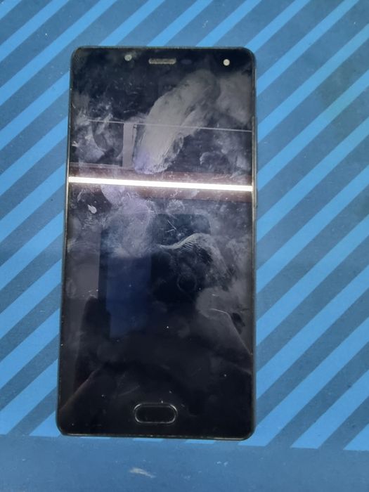 Vendo Wiko bloqueado