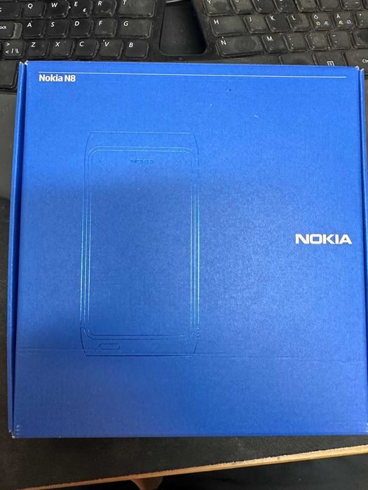 Telefon Nokia N8