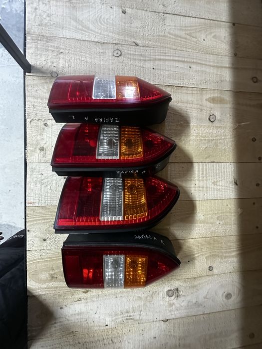 Стоп Opel Zafira A зафіра фонарь