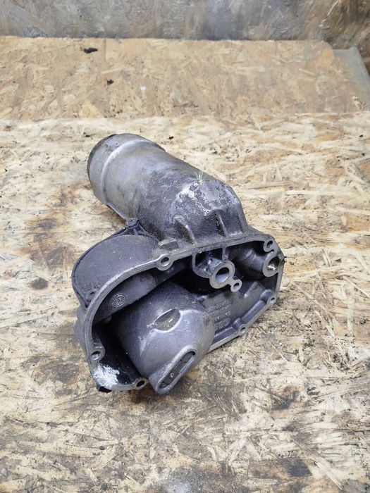 Корпус масляного фільтра 059115405 Audi A6 C5, Volkswagen Passat B5