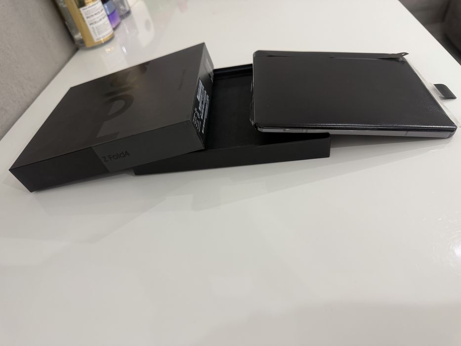 Samsung Galaxy Z Fold 4 512 GB/Black/ Nowy