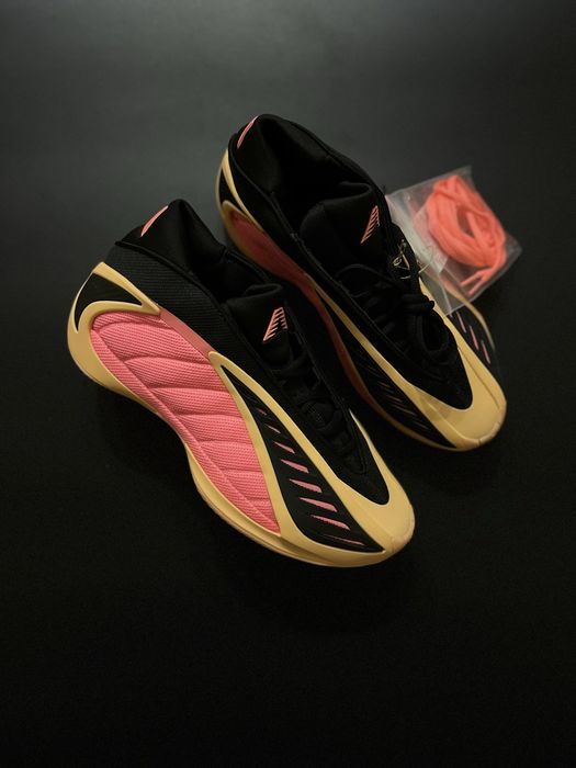 Оригинальные баскетбольные кроссовки Adidas AE 2