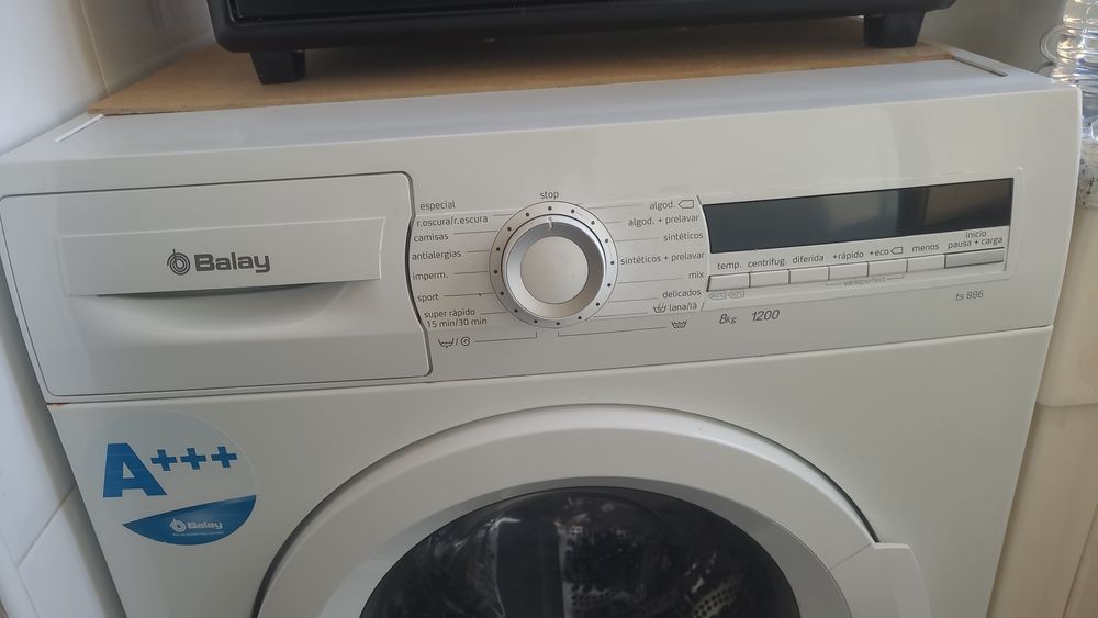 Máquina de lavar roupa