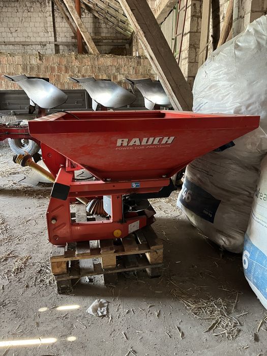 Rozsiewacz Rauch MDS 735