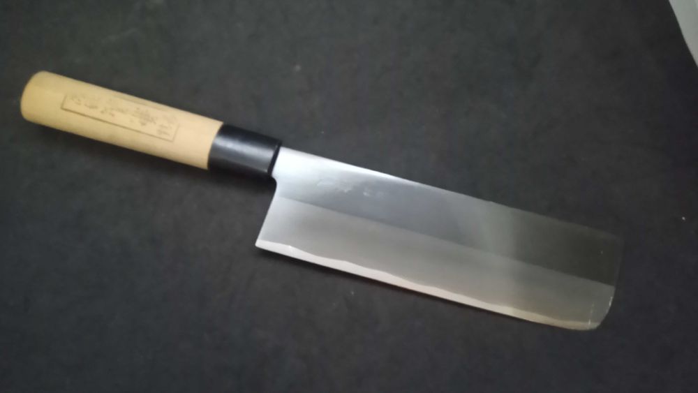 Nóż japoński 兼義 Kaneyoshi nakiri