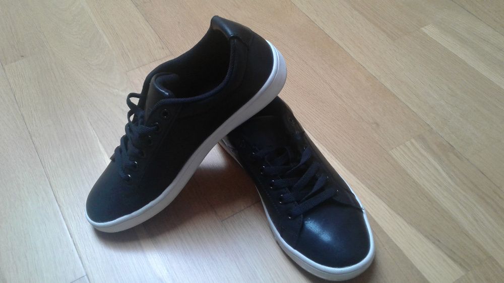 buty sportowe damskie nr 37