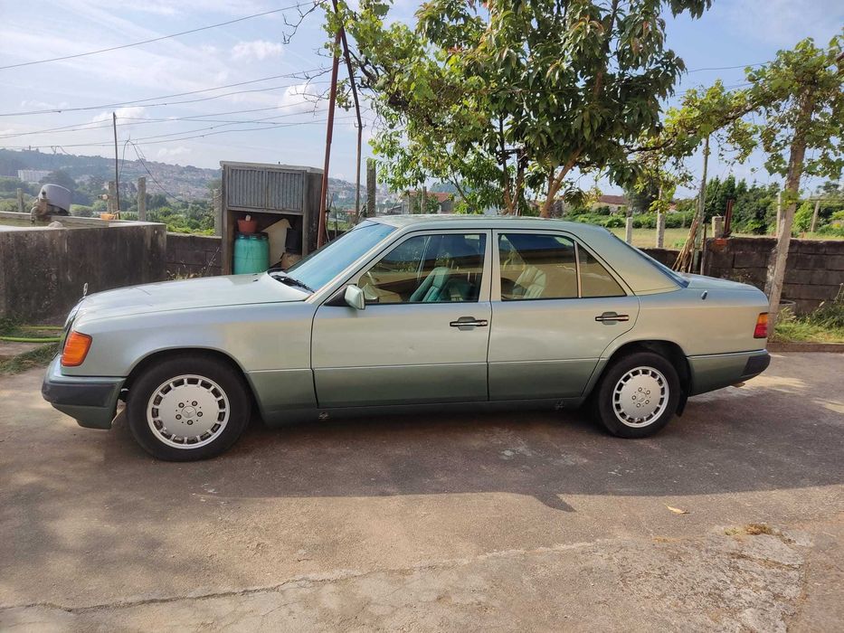 Mercedes-Benz 300E-24V W124