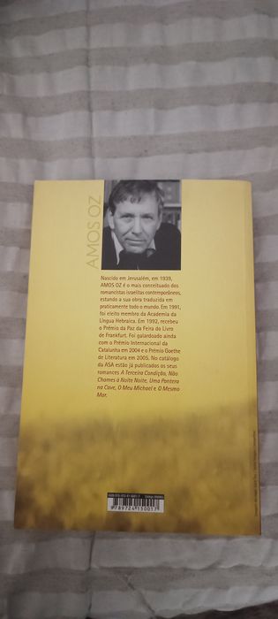 Livro o diário de Anne Frank e Uma história de amor e trevas