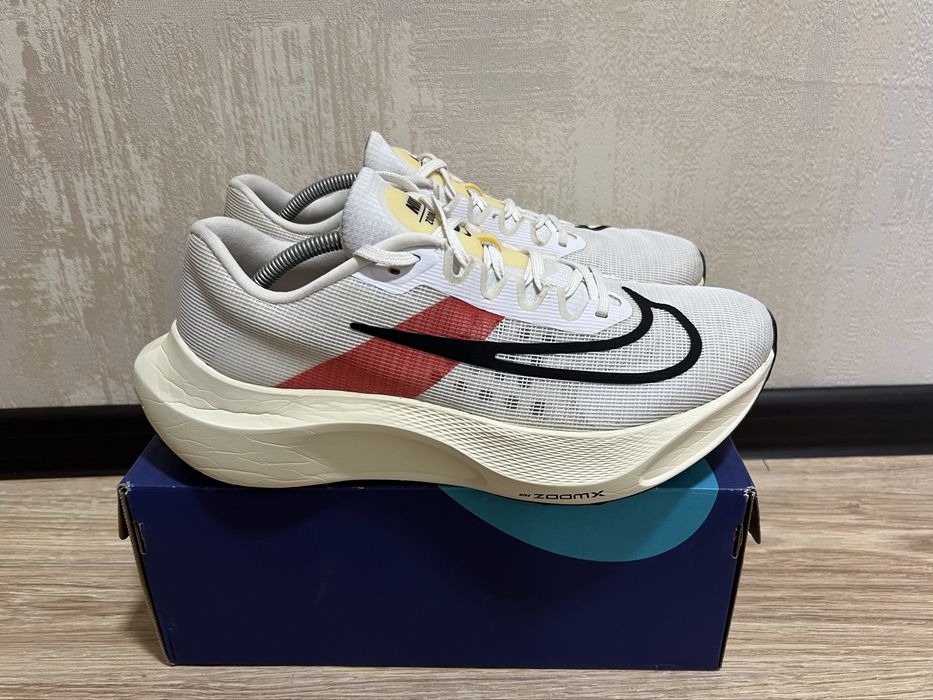 Кросівки Nike Zoom Fly 5 — купити вигідно на OLX.ua