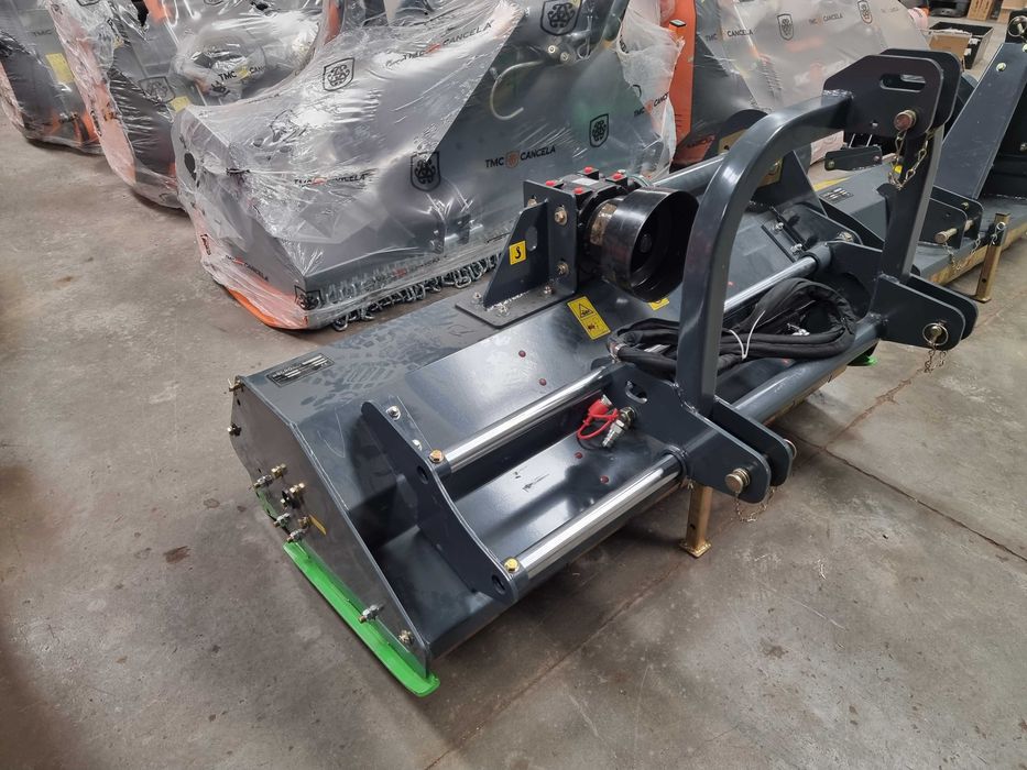 Triturador de martelos Descentravel hidraulico 1.35 - Novo