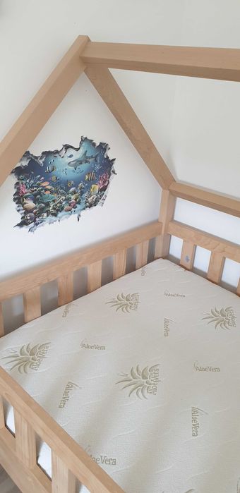 Łóżko domek bukowe