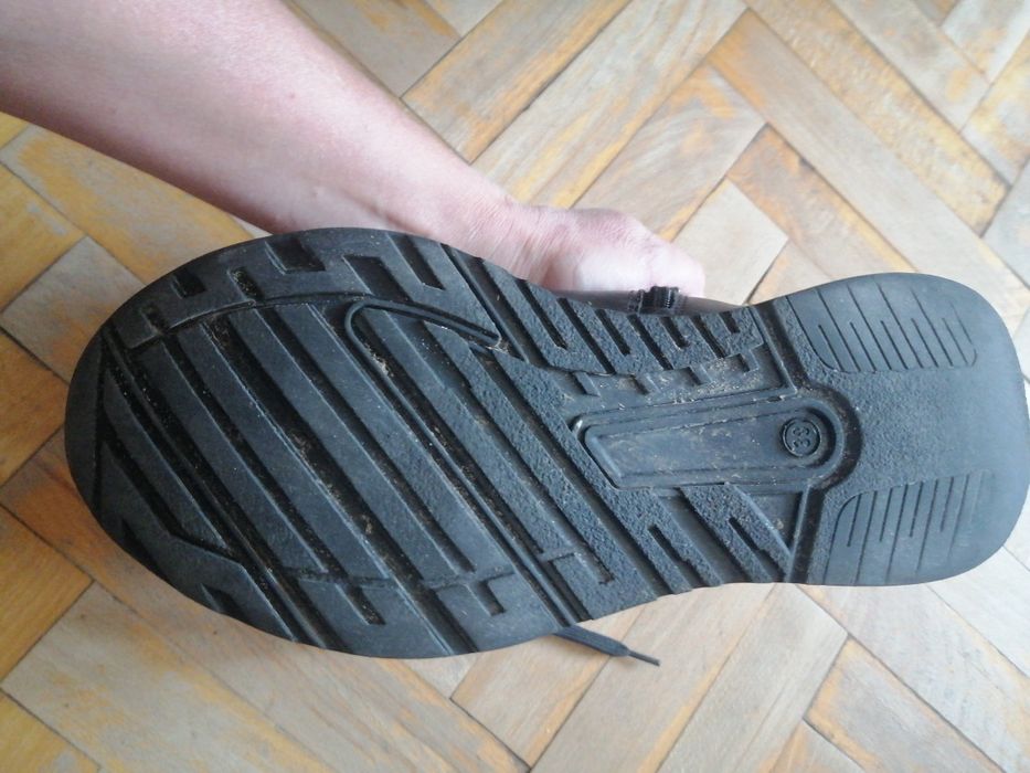 Зимові черевики 39 розмір