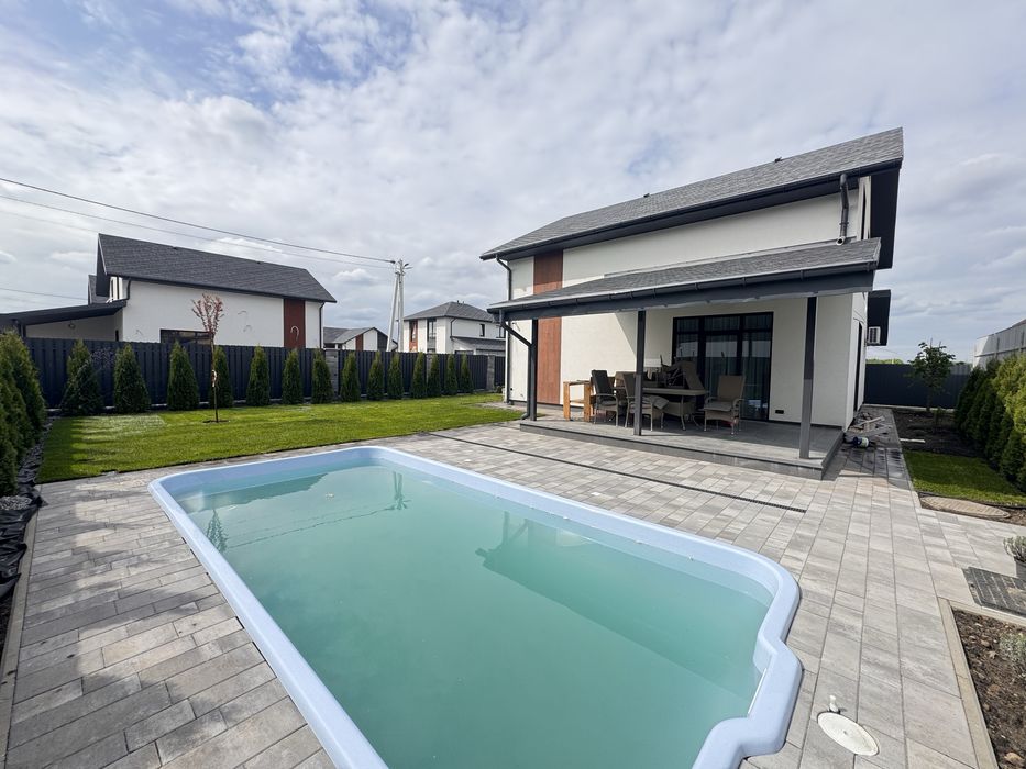 Аренда дома с басейном в Гатном, в котеджном городке! 15 мин Теремки