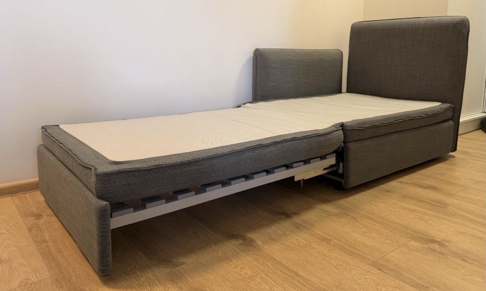 Tapczan łózko Ikea Vallentuna  sofa rozkładana jednoosobowa, wygodna