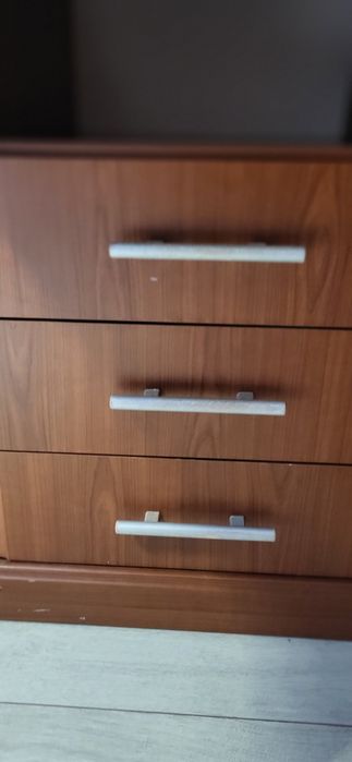 Sprzedam duża szafe dlugosc 190 cm