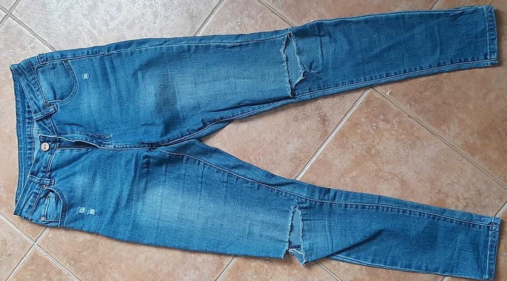 calças em bom estado n 36 e 38