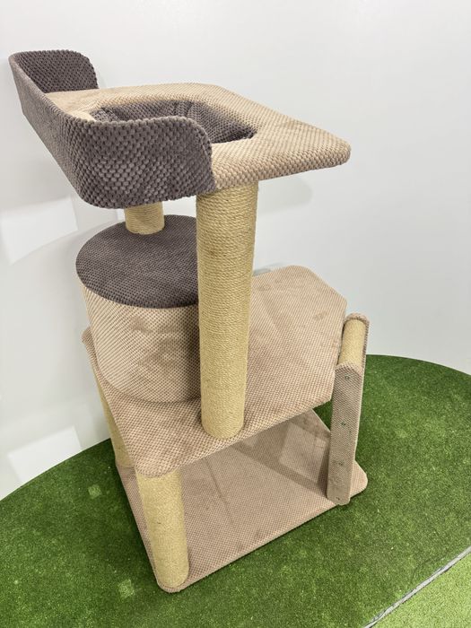 Кігтеточка. Комплекс для котів. Дряпка для котів.  Замок для котиків