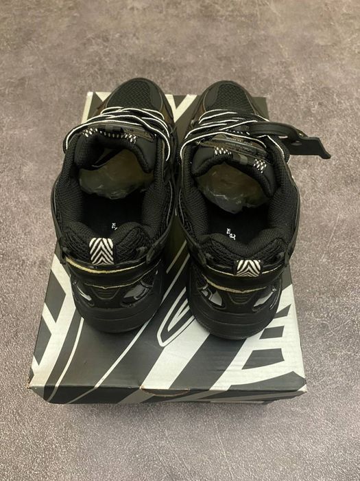 Off White Be Right Back Black