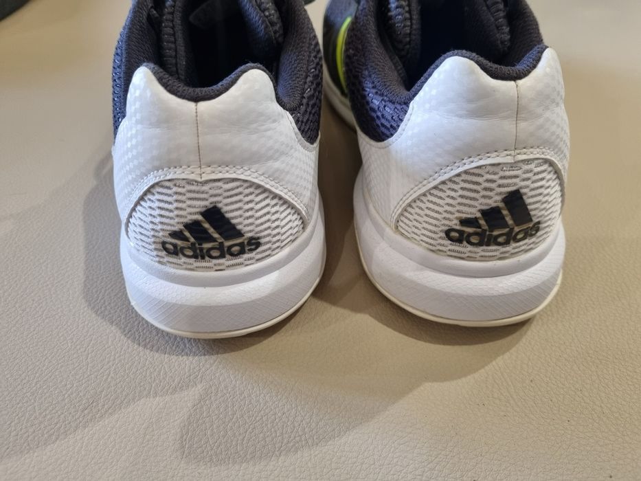 Кроссовки мужские adidas 42.5