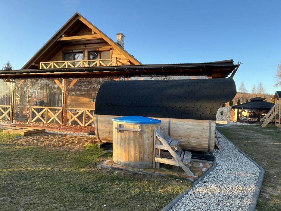 "Drewniany dom w stylu góralskim"