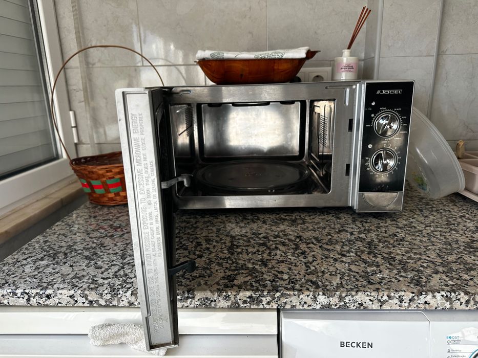 Microondas JOCEL (como novo)