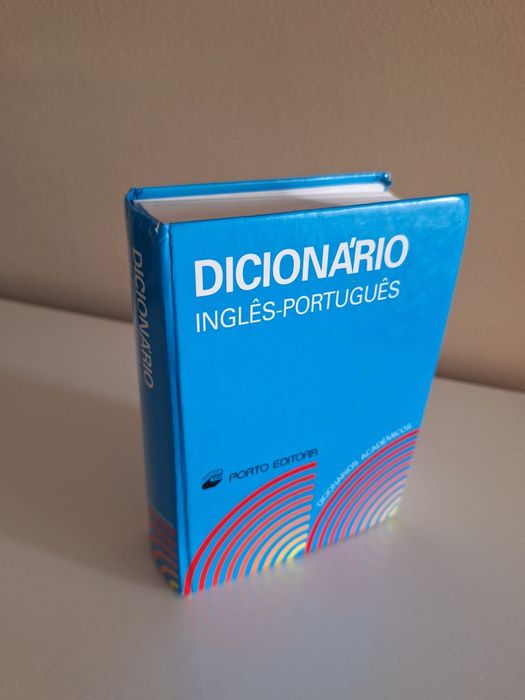 Dicionário Português-Inglês
Em bom estado.