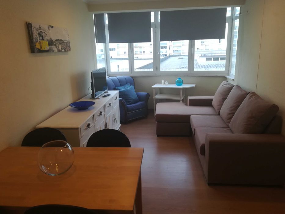 250€-quarto partilhado para estudante em Lisboa, Rua da Cidade da Praia