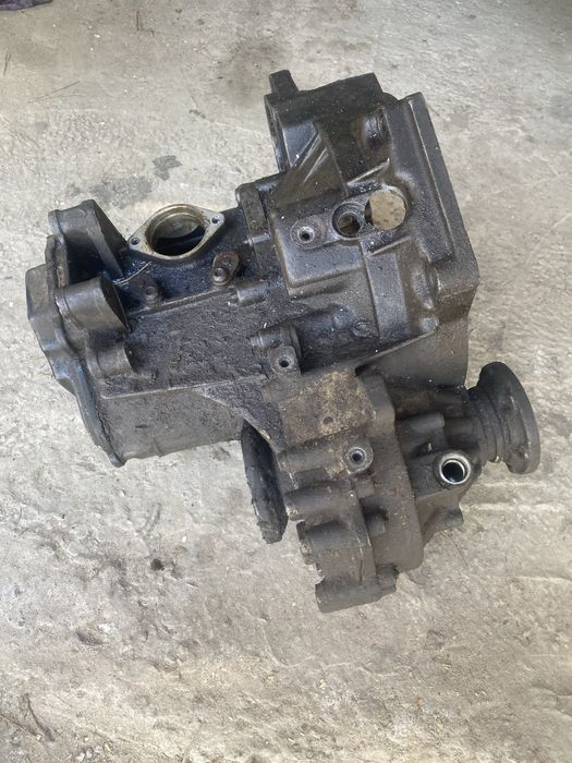 Продам коробку гольф 4 1.9тді по запчастинам