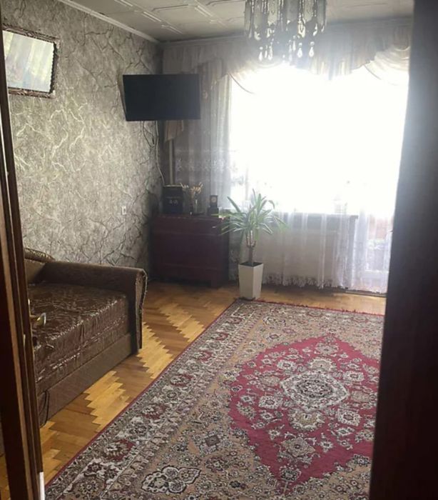 Продаж 3к квартири 64.7 кв. м на вул. Симоненка Василя