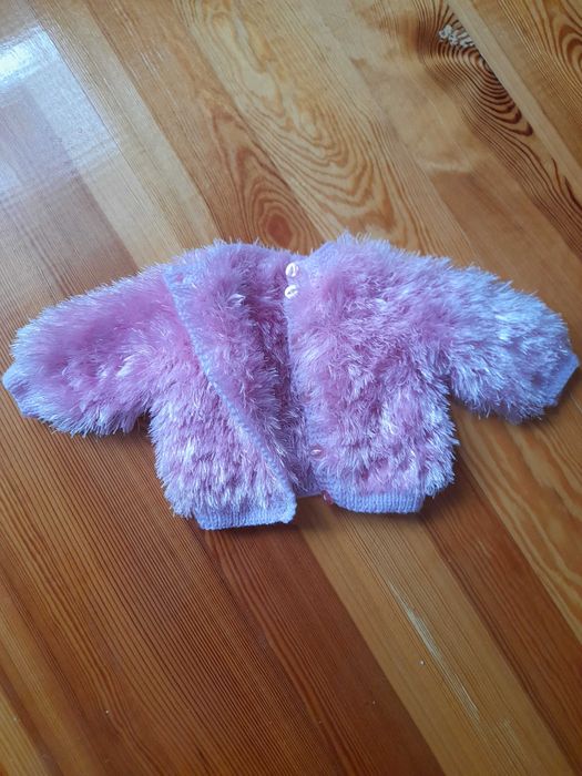 Sweterek dla dziewczynki