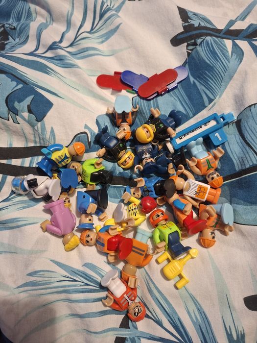 Zestaw drewnianych torów