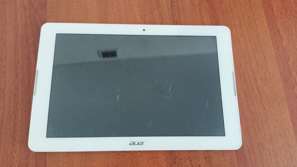 Планшет acer не робочий (на запчастини)