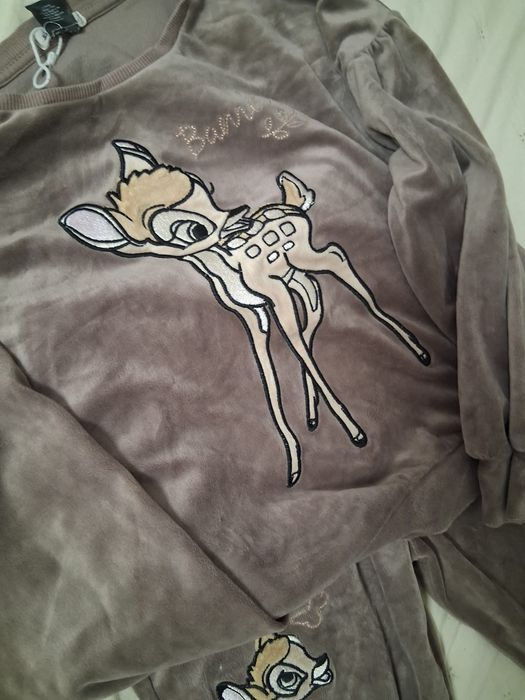 Sprzedam 3 komplety dresowe rozm.140