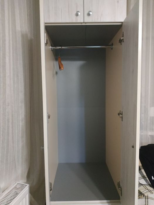 Шафа для зберігання одягу