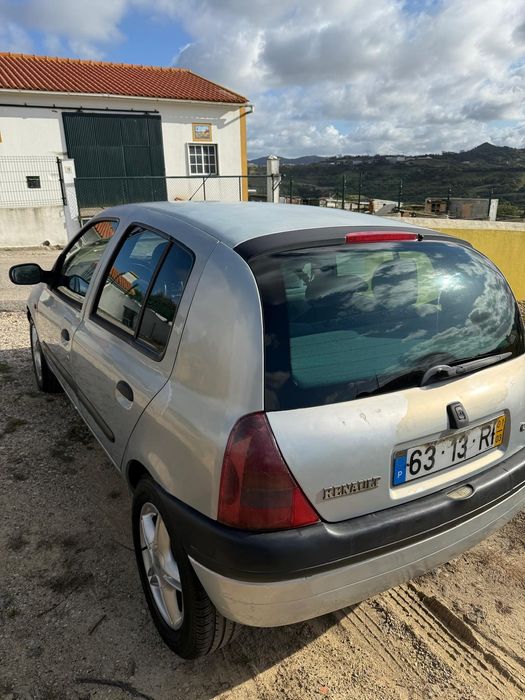 Renault clio 1.2 2001