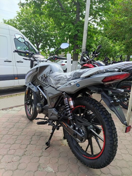 Мотоцикл MUSSTANG MT200-9