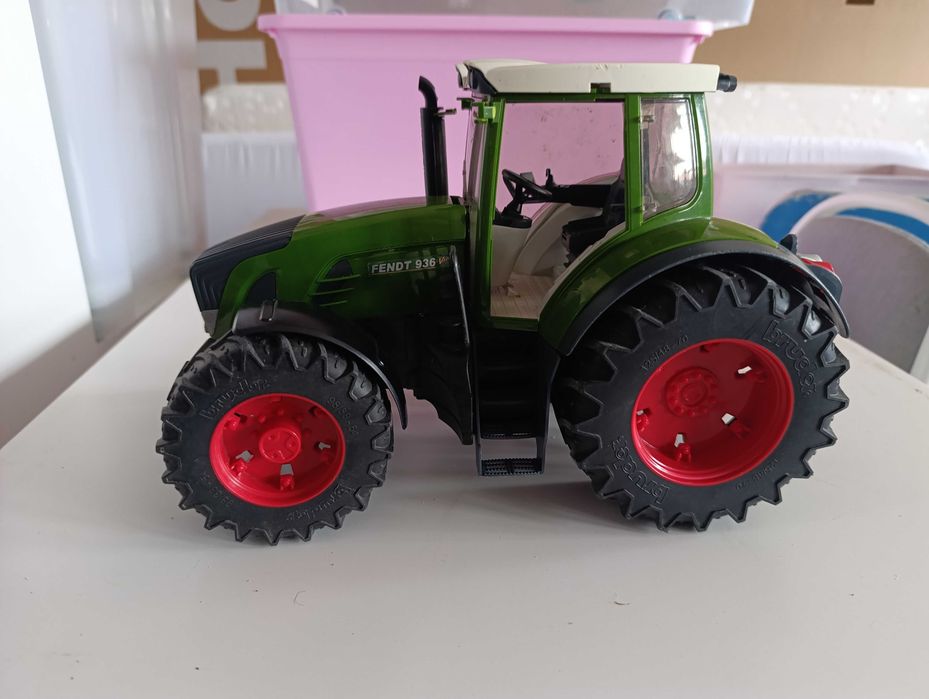 Traktor Fendt Bruder