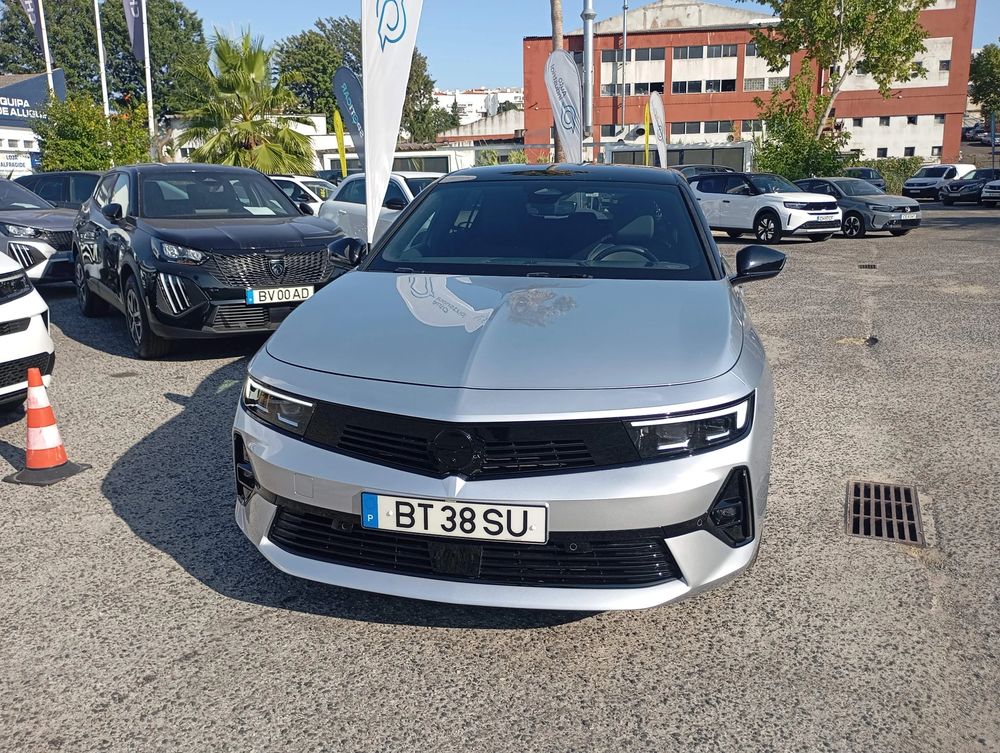 alt
