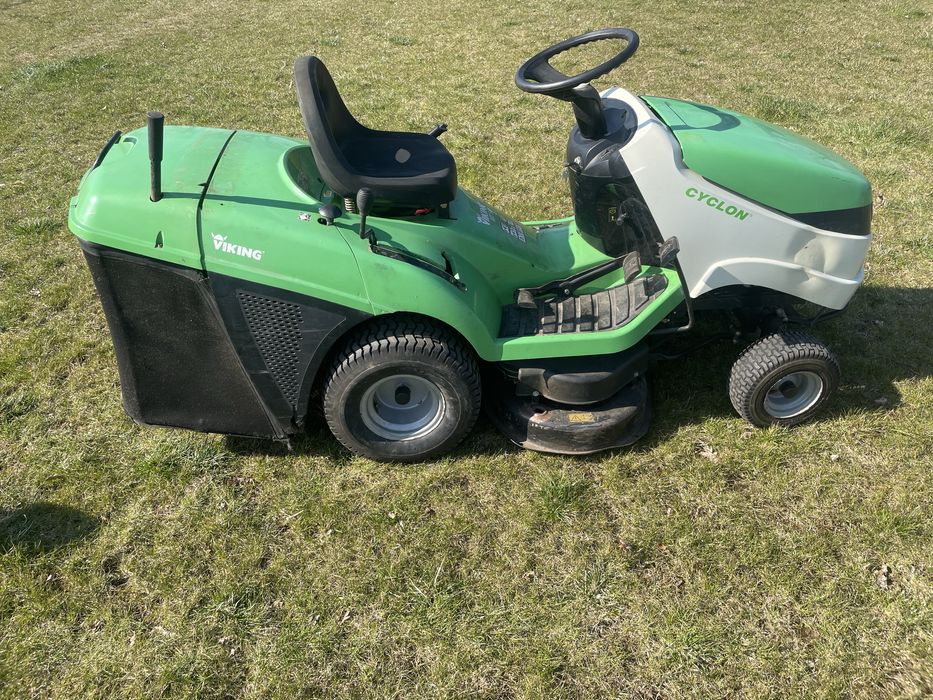 Sprzedam kosiarke traktorek viking mt 585