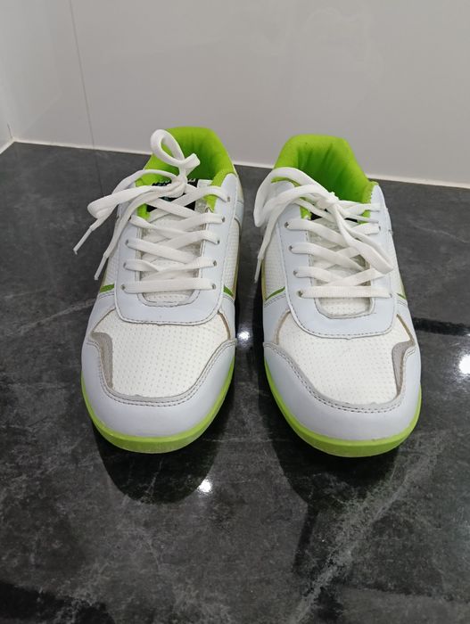 Buty sportowe rozm. 39