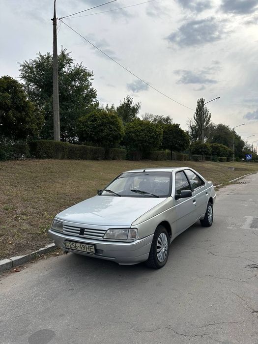 Продам автомобиль Пежо 405
